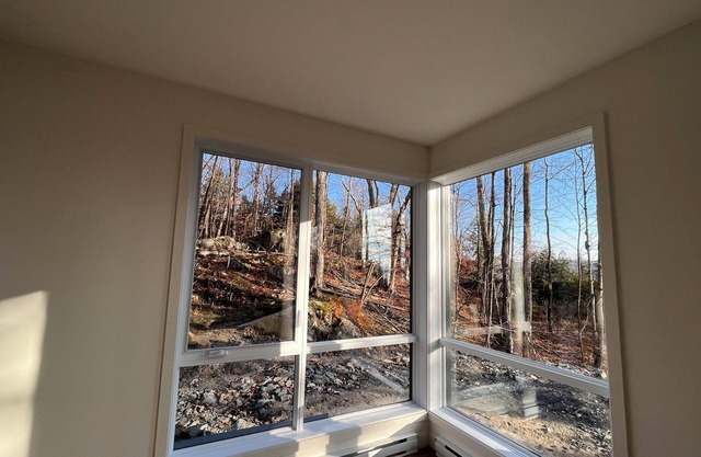 Luxury ski-in/ski-out condo with Club Lake access on beautiful Lake Memphremagog