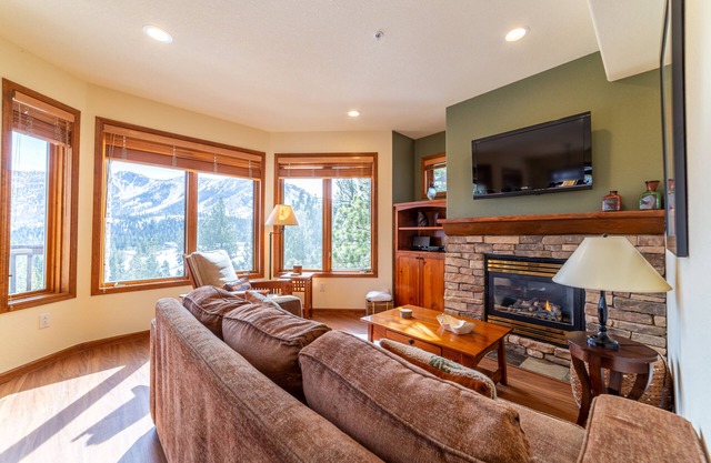 Summit Mammoth 