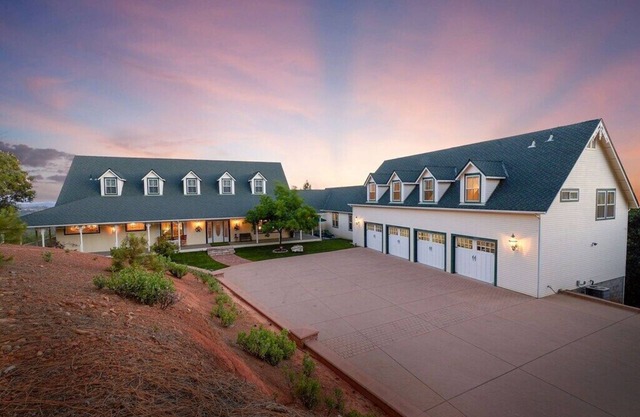 Luxury Sonora Retreat with Breathtaking 360 views 6200 SF