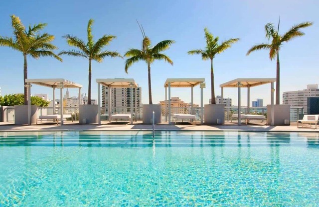 Luxury Suite @Beach Private Beach Rooftop Pool