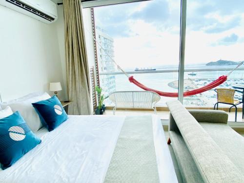 Luxury Top Floor Loft with Ocean Views