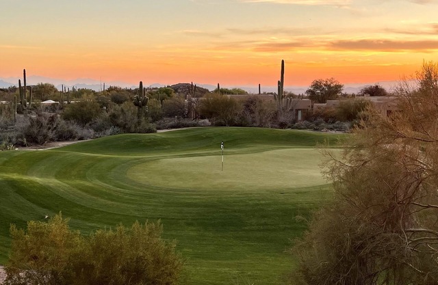 Luxury townhouse On the Green Troon