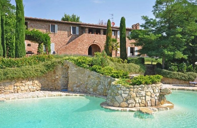 Luxury Umbrian Villa sleepinng 10 Persons