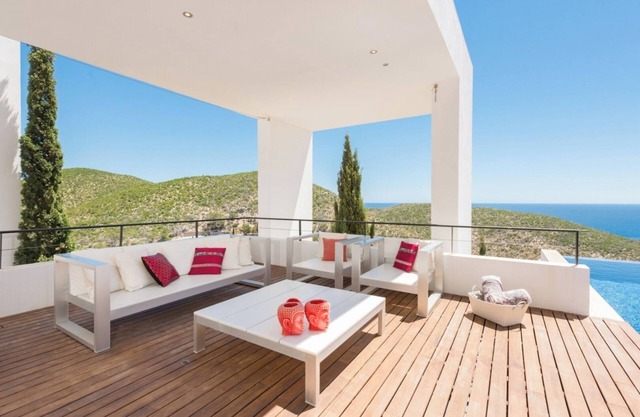 Luxury Villa with Private Pool, Ibiza Villa 1267