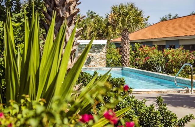 Luxury Vacation Apartment "Casa Blou Curacao" Blije Rust 13 near Blue Bay Resort