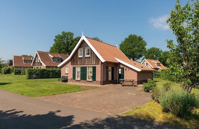 Luxury vacation home for 6 people