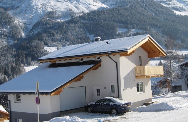 Luxury vacation home for summer with private pool and winter at the slopes