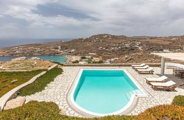 Luxury vacation rental on Mykonos - Greece