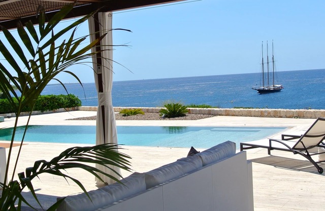 LUXURY VILLA ALAKALA