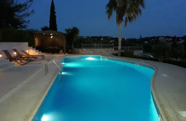 Luxury Villa, Big Pool And Garden, Great View