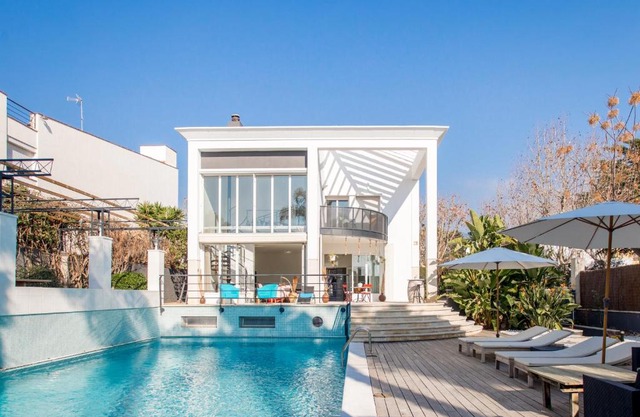 Luxury Villa Cela