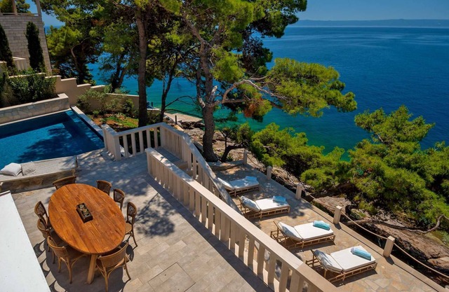 Luxury Villa Dreamcatcher with Infinity Pool