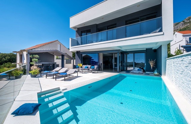 Luxury Villa Elysian with Heated Pool