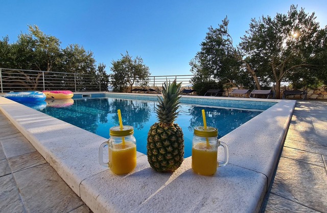 Luxury Villa Ana with Private Pool and Sea View