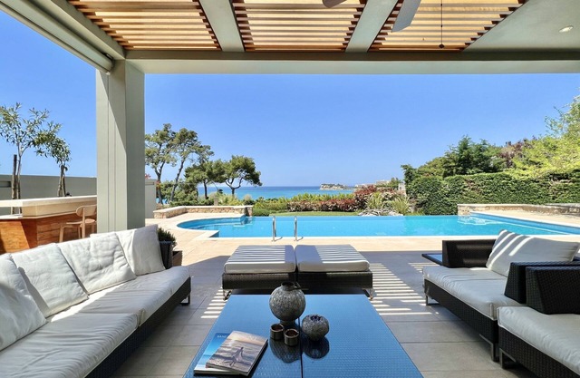Luxury Villa in Sani Greece - 1 min from the beach!