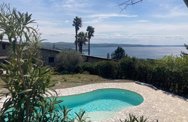 Luxury Villa with Views of Lake Bracciano, Available During Holidays