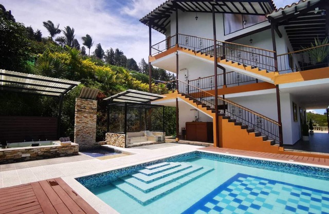 Luxury Villa - Las Palmas in El Penol