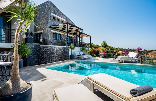 Luxury Villa Lofos with Private Pool, Amazing Sea View, Sisi, Crete