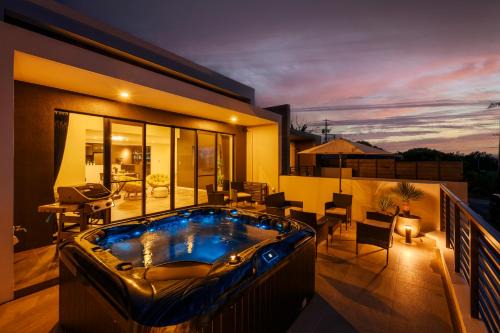 Luxury Villa Maeda