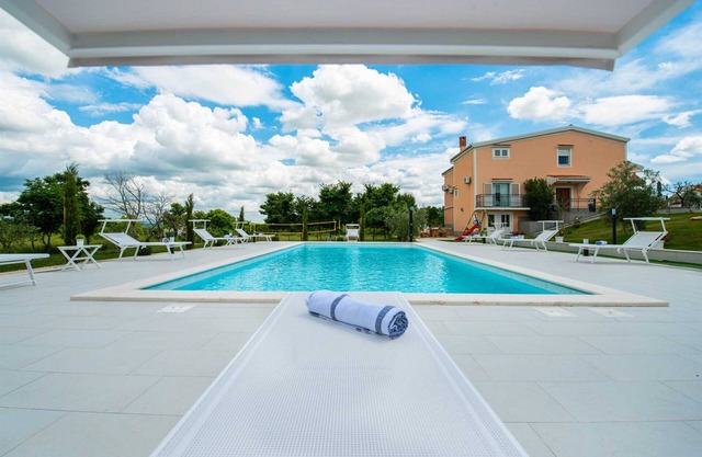 Luxury Villa Maria with large pool