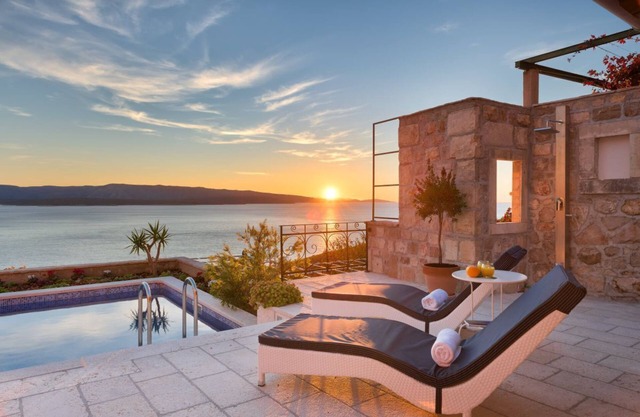 Luxury Villa Murvica with private pool near the beach in Murvica on Brac Island