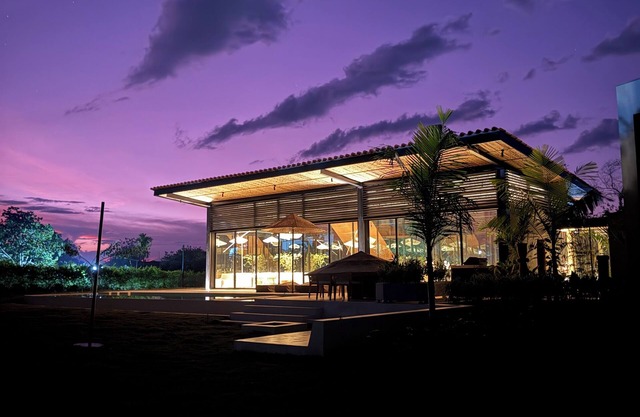 Luxury Villa near Armenia Airport with Pool, Jacuzzi, Chef, Sleeps 12