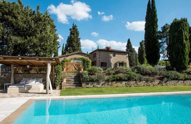 Luxury villa near Siena - Tuscany