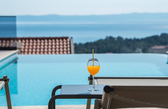 Luxury Villa Penelope with Pool