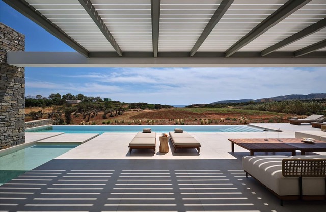 Luxury Villa Serenely