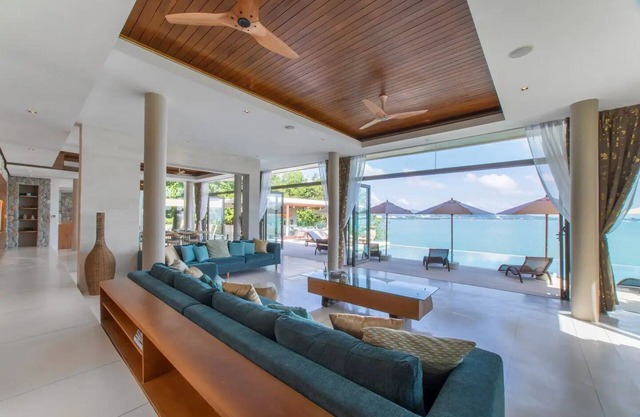 Luxury Villa Skyfall Phuket Ocean View