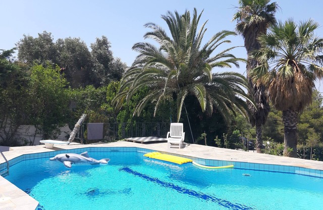 Luxury Villa Suites Lagonissi