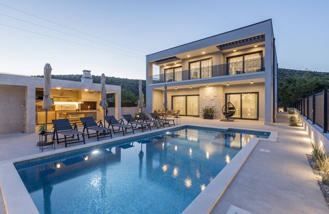 Luxury Villa with gym and children`s playground near Split