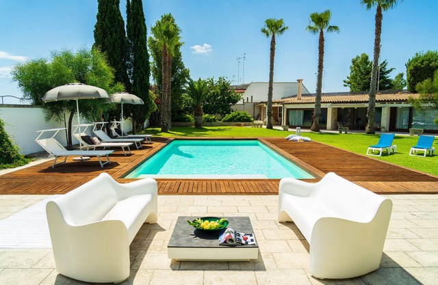 Luxury villa with private pool for exclusive use