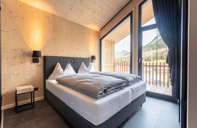 Luxury villa with sauna, near the piste