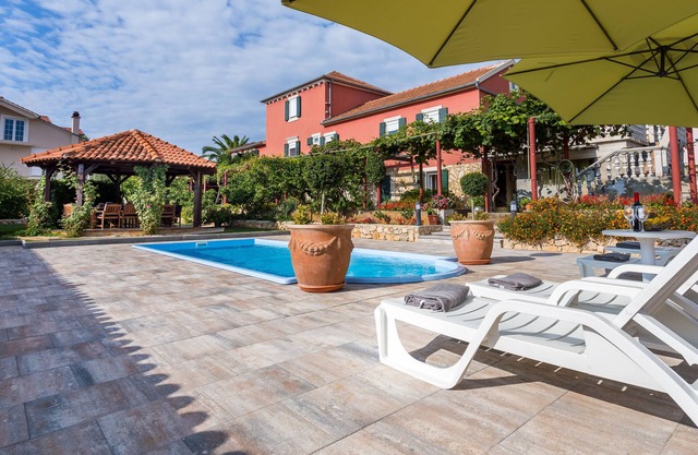 Luxury Villa with swimming pool