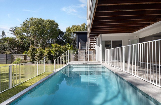 Luxury Villas The Break (Heated Pool)