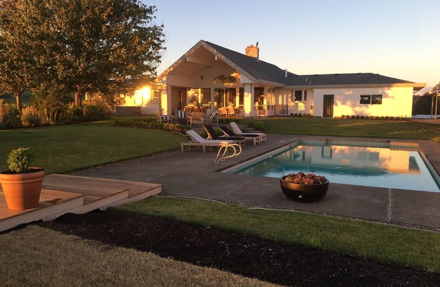 Luxury Wine Country Retreat