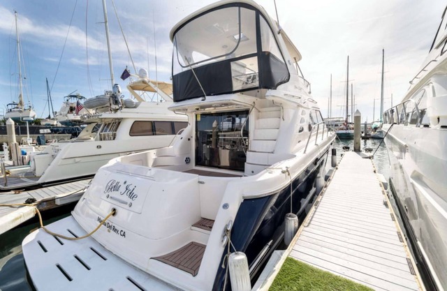 Luxury yacht in Marina del Rey with Bella Jolie 4 hours duration