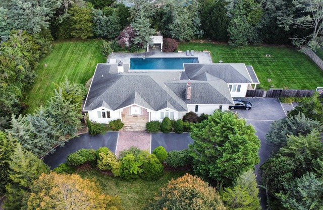 Luxury Zen Estate, Heated Pool, Steam Room, Hot Tub, Fireplaces, near the beach