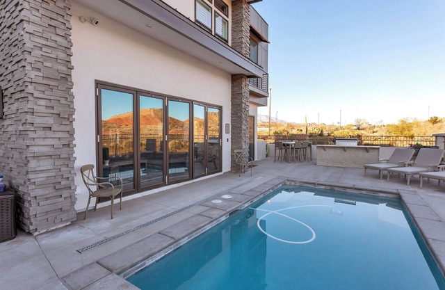 Luxury Zion Desert Getaway-Private Pool!