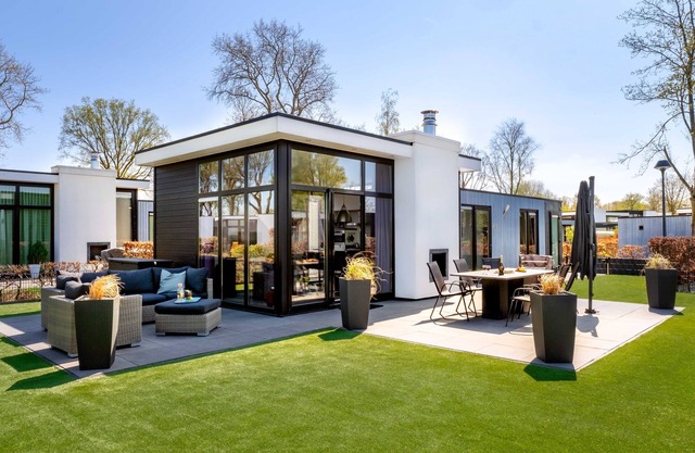 Luxus Cube mit Meerblick am Veluwemeer