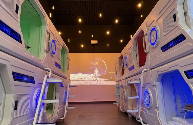 LUXUS Space Capsules Adventure Sport & Spa, Lüneburg Heath Soccer Tennis Squash