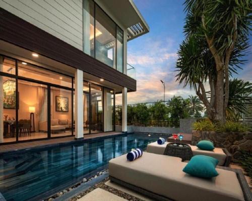LYN Premier Villa at KN Paradise resort Camranh