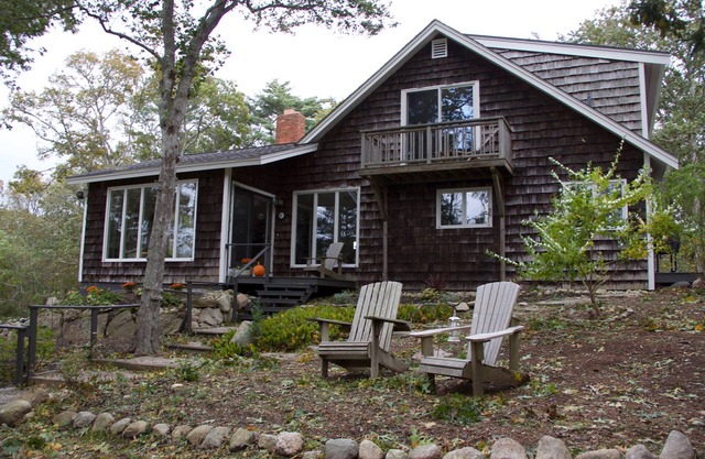 LYS + HAV | A Seaside Retreat in West Falmouth