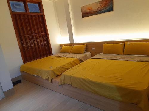 Mùi Oanh Homestay sát biển