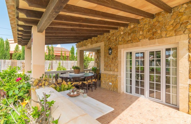 M'AGRADA - Beautiful villa with private pool near the sea. Free WiFi