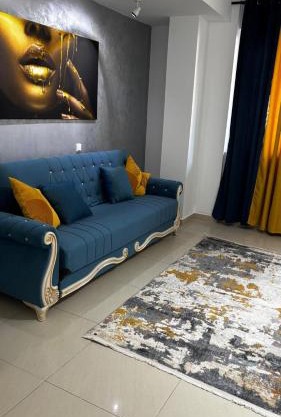 M Luxury Apartment