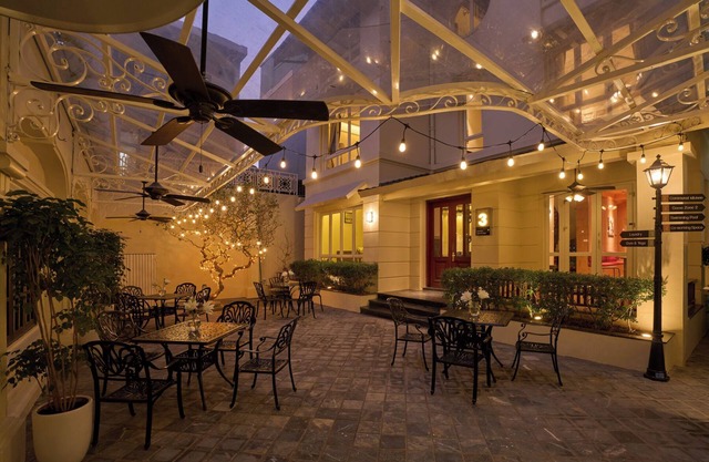 M Village Hotel Long Bien