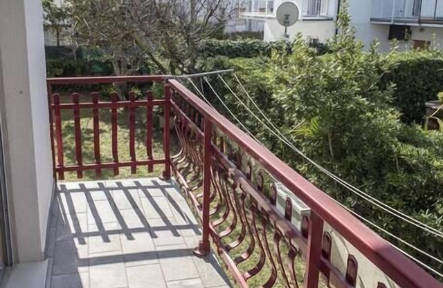 M339 - Marcelli, large three-room apartment with terrace overlooking the sea