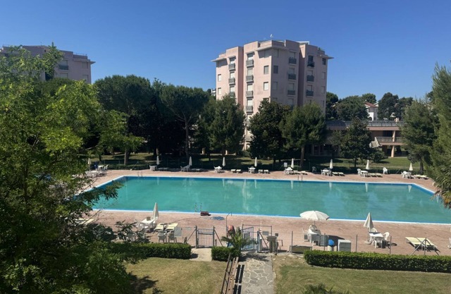 M398 - Marcelli, three-room apartment with terrace in residence with pool